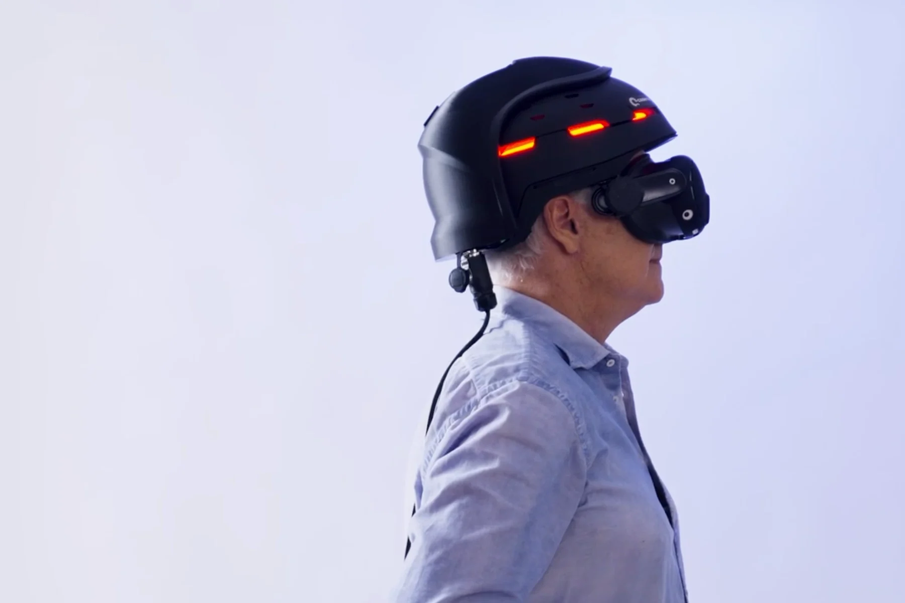A person wearing the Cognyva headset